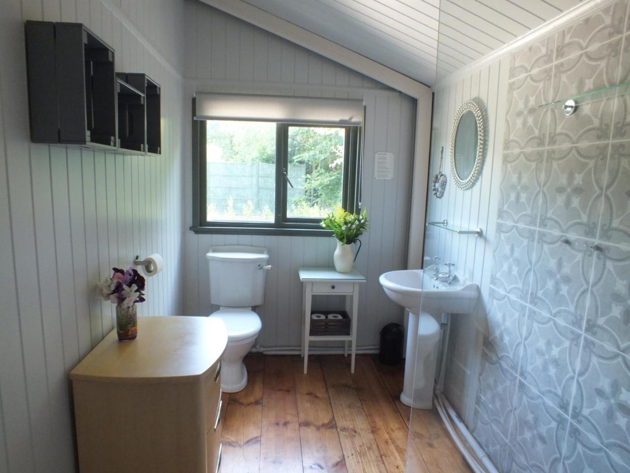 Holiday home The Potting Shed And The Garden Shed Self Catering *